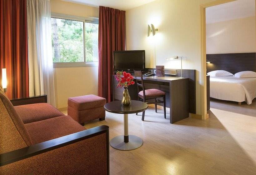 Полулюкс Комфорт, Oceania Quimper