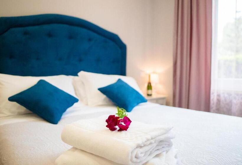 Четырехместный Номер Deluxe, Relais Villa Italia