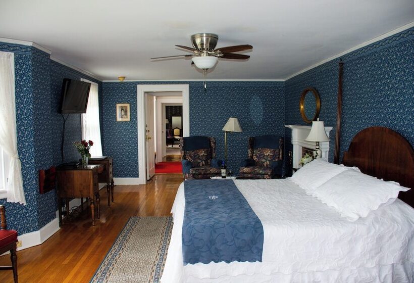 Люкс Повышенной Комфортности, Blackberry River Inn