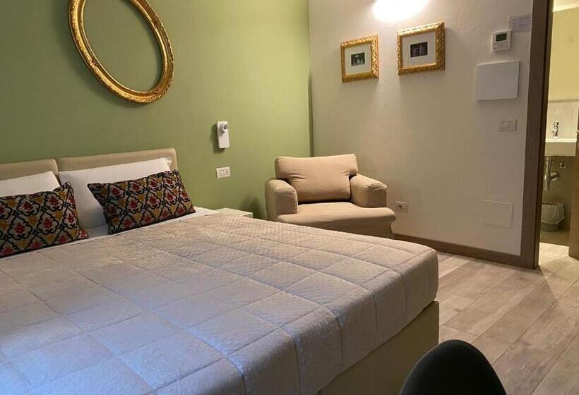 Номер Стандарт, Casa Oreste