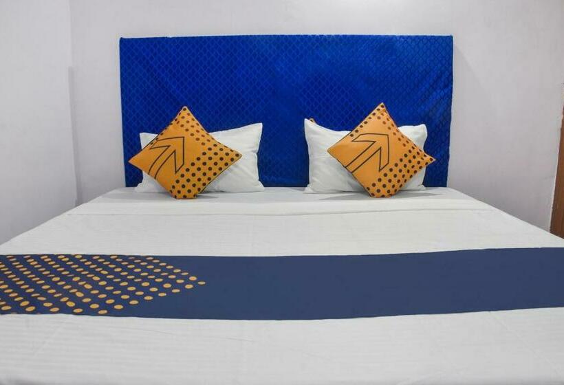 Номер Стандарт Трехместный, Spot On Hotel Krrish