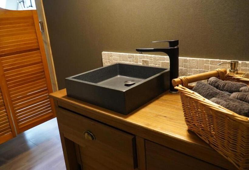 غرفة قياسية مطلّة علي الحديقة, Chambres D'hôtes Le Carillon