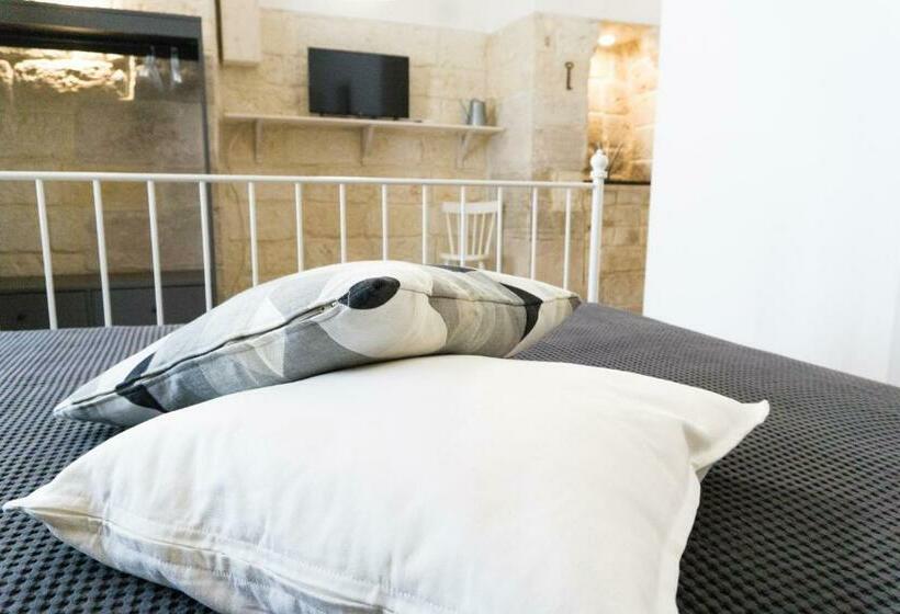 Quarto Deluxe, Donato Rooms