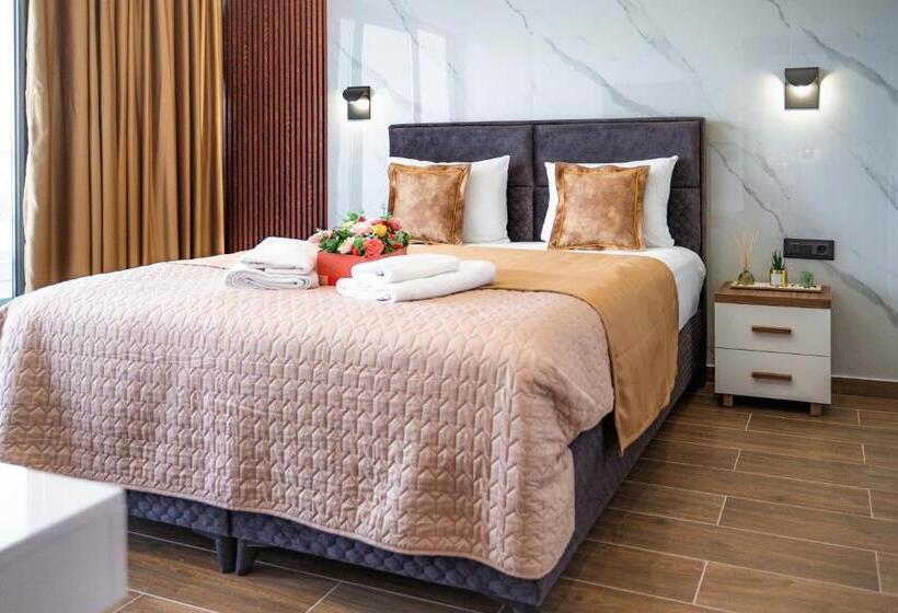 اتاق لوکس چهار تخته, Lajka Luxury