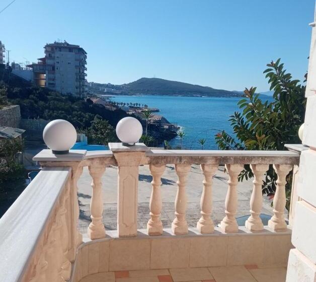 Triple Room Sea View, Apartments Romario