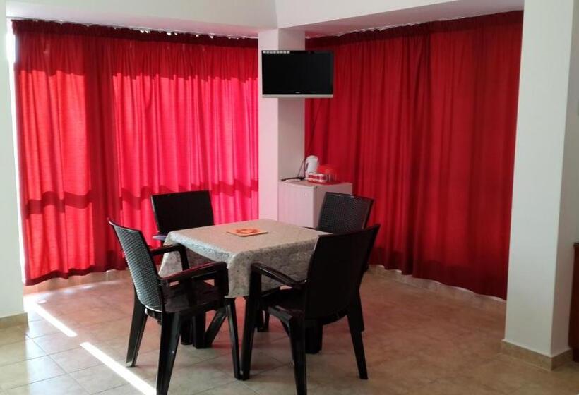 Семейный Номер, Guest House Donchevi