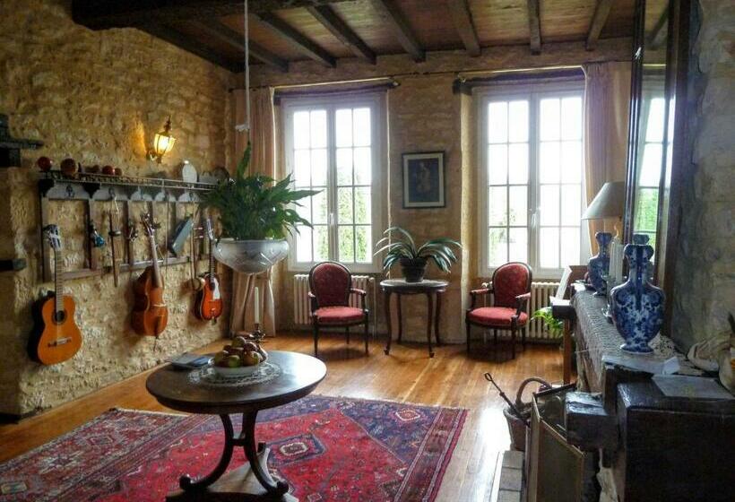 Номер Стандарт, Maison Les Beaux Arts