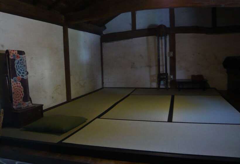 Семейный Номер, Kitamineyama Gotsuan