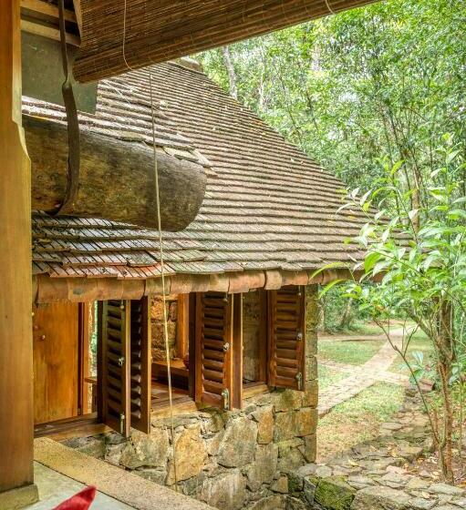 Номер Deluxe, Living Heritage Koslanda