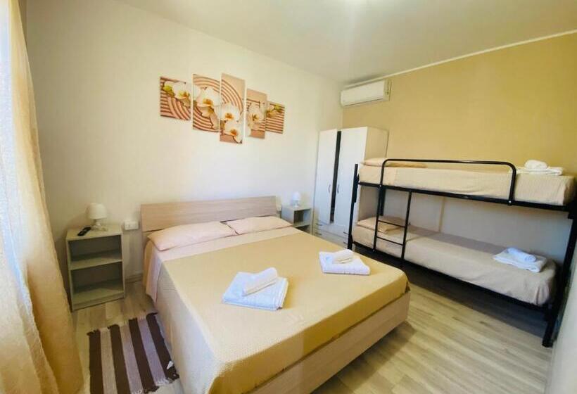 スタンダード４人部屋, B&b Lao