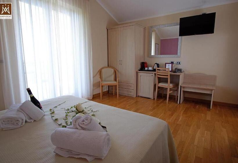 Номер Стандарт с Террасой, Magnificat Hotel&resort