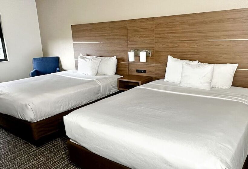 Номер Стандарт, Estherville Hotel & Suites