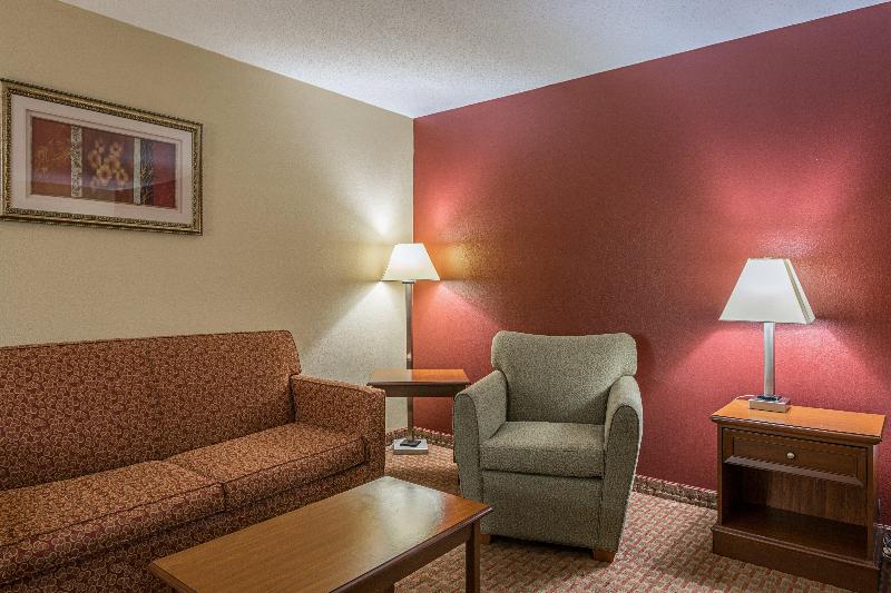 스위트 킹사이즈 침대, Red Roof Inn & Suites Little Rock