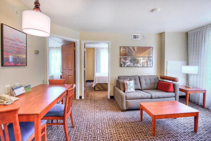 Люкс, Towneplace Suites Raleigh Cary/weston Parkway