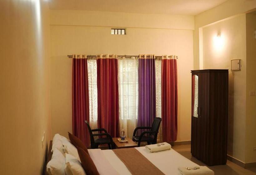Номер Deluxe, Wayanad Royal Stream