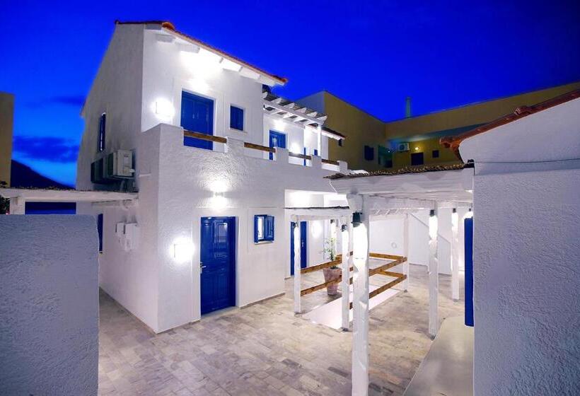 Номер Deluxe Вид на Море, La Playa Boutique Apartments