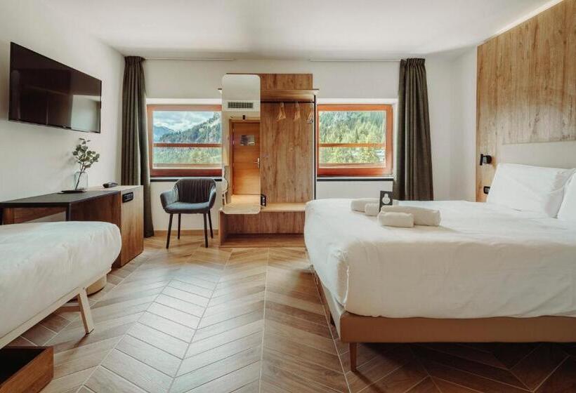 غرفة قياسية ثلاثية, B&b Hotel Passo Tre Croci Cortina