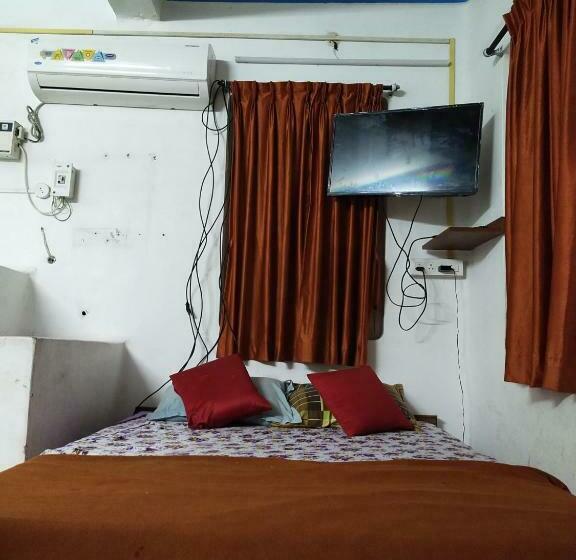Quarto Estandar, Balaji Guest House