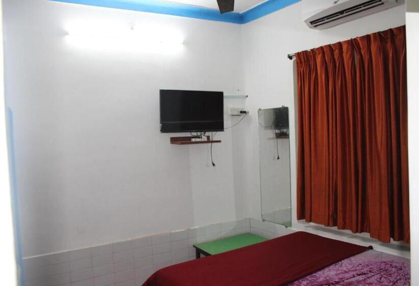 Quarto Estandar, Balaji Guest House