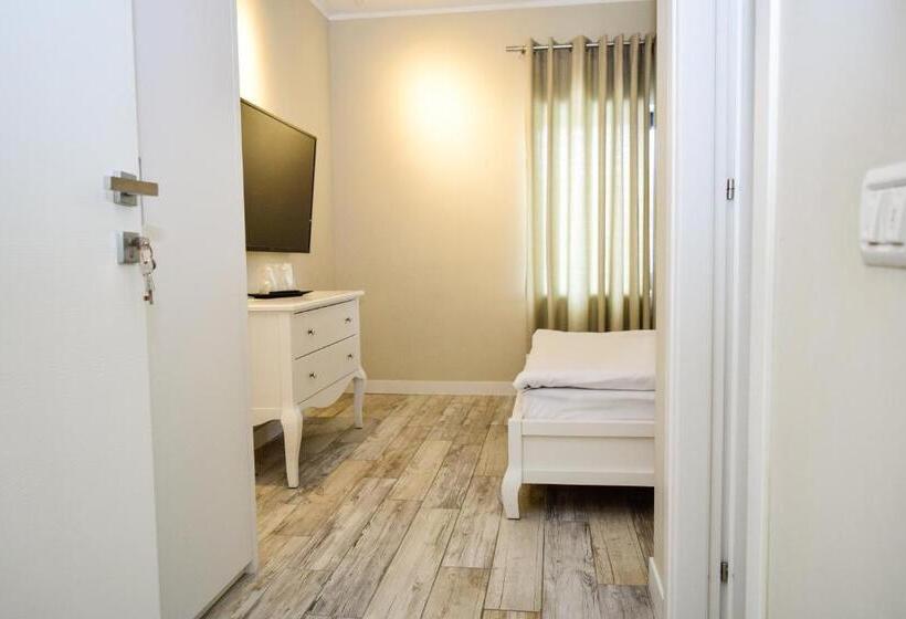 غرفة قياسية سرير كينج, Camere De Inchiriat Igloo