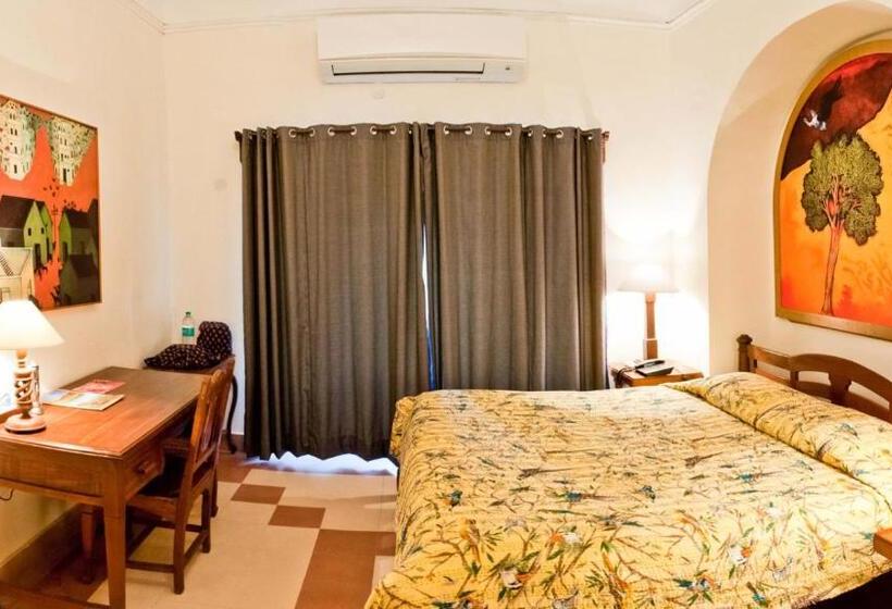标准间, Neemrana S Tijara Fort Palace