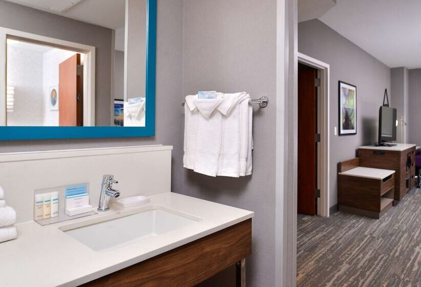 سوییت, Hampton Inn & Suites Boise/spectrum