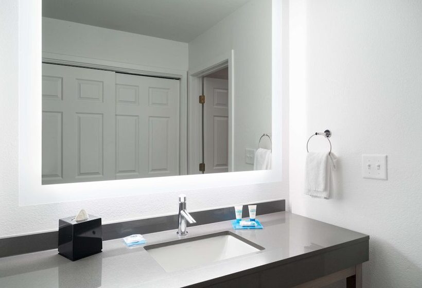 Люкс Кровать Кинг, Hyatt House White Plains