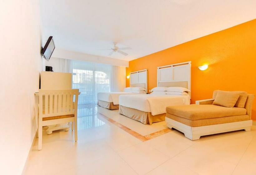 غرفة قياسية مزوَّدة بتراس, Occidental Costa Cancun  All Inclusive