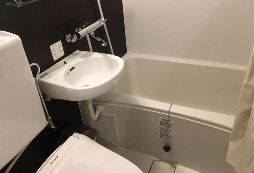 Quarto Familiar, Okinawa City