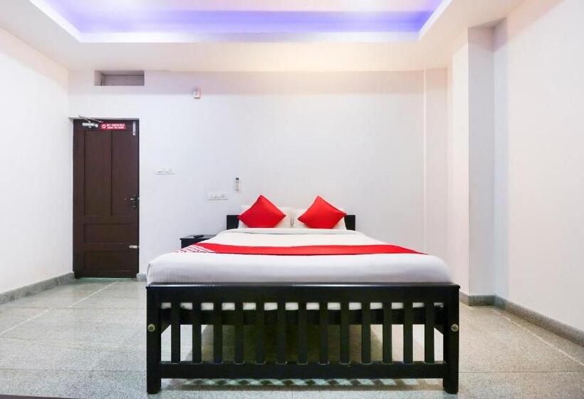 Номер Стандарт, Oyo 14270 Marottickal Residency