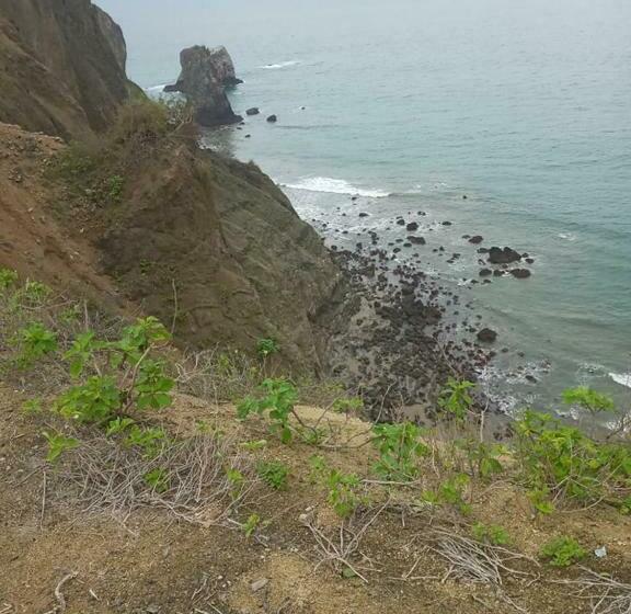 수피리어 패밀리 룸, The Lookout Beach