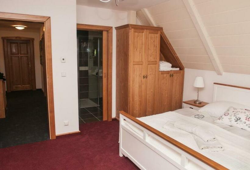 Номер Deluxe, Pension Konírna