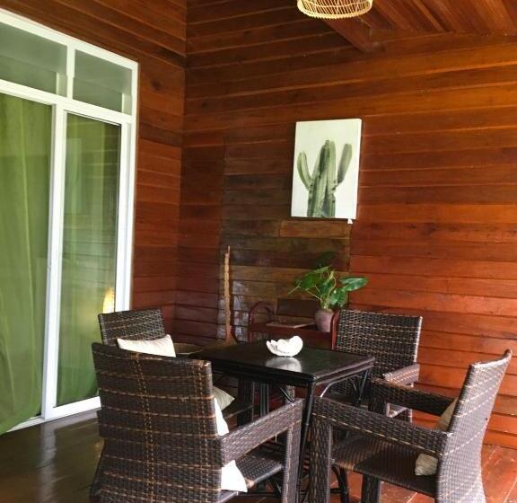 Вилла 3 Спальни, Oon Lee Bungalows