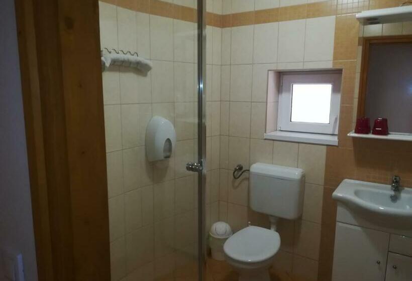 Apartamento 1 Dormitório, áldos Panzió