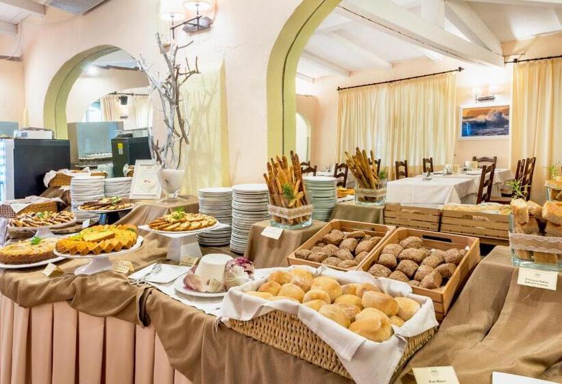 اتاق سوپریور سه تخته, Colonna Country Club
