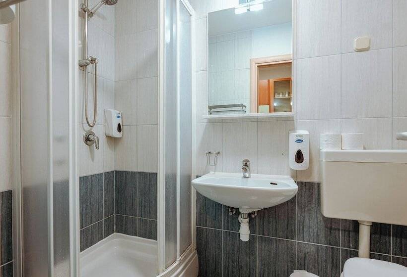 آپارتمان 1 خوابه با بالکن و چشم‌انداز دریا, Matilde Beach Resort