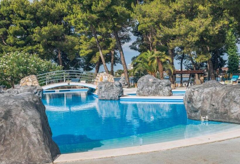 آپارتمان 2 خوابه, Matilde Beach Resort