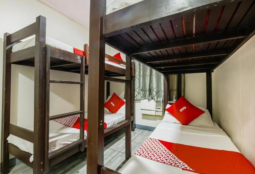 اتاق استاندارد چهار تخته, Metro Deluxe Residences