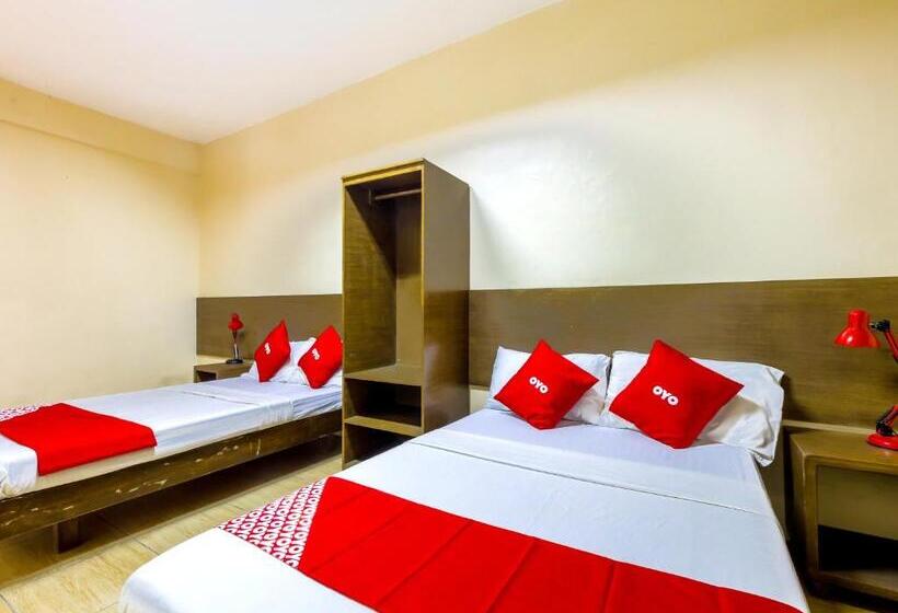 اتاق استاندارد چهارنفره با سرویس بهداشتی مشترک, Metro Deluxe Residences