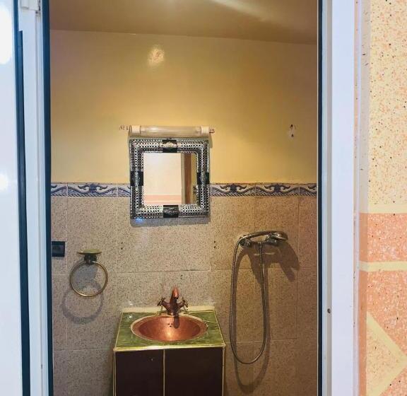 Номер Стандарт Трехместный, Gîte Tawada