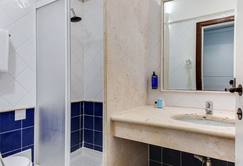 Трехместный Номер Классика, Sighientu Resort