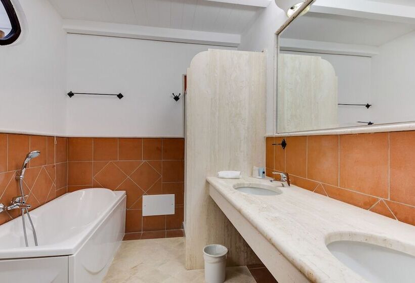 Номер Deluxe, Sighientu Resort