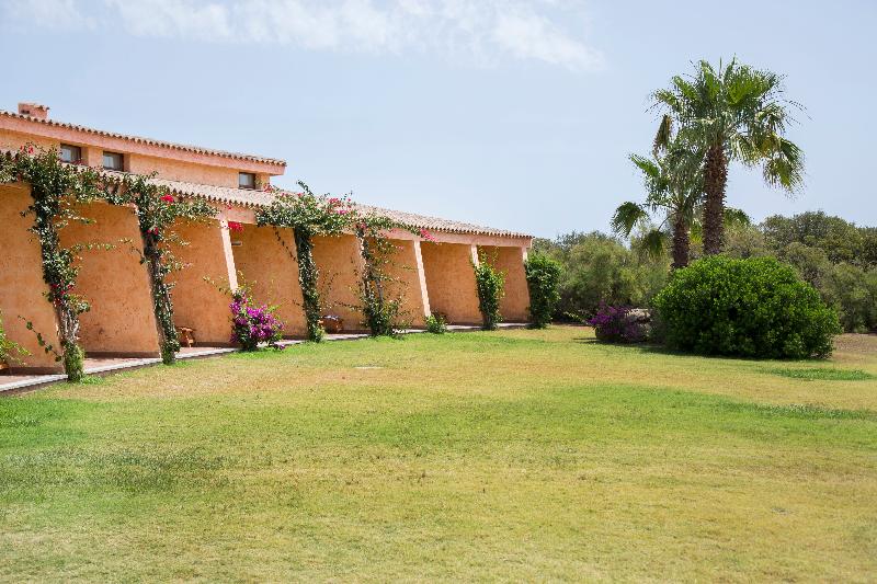 Семейный Номер, Sant Elmo Beach