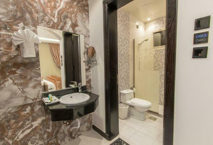 Люкс Superior, Al Mokhtar Furnished Units