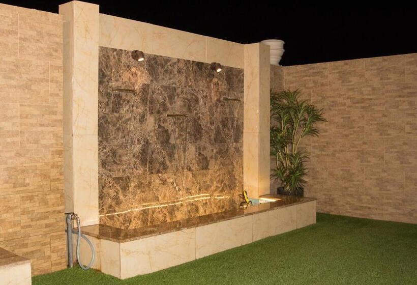 Люкс с Террасой, Al Mokhtar Furnished Units
