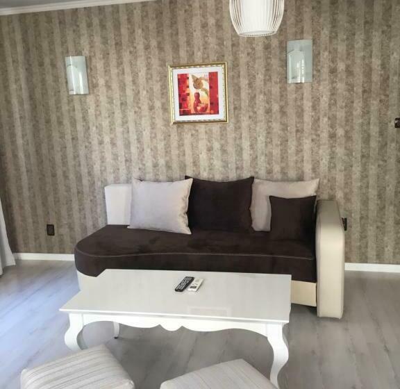 １ベッドルームアパートメント, Family Hotel Argo