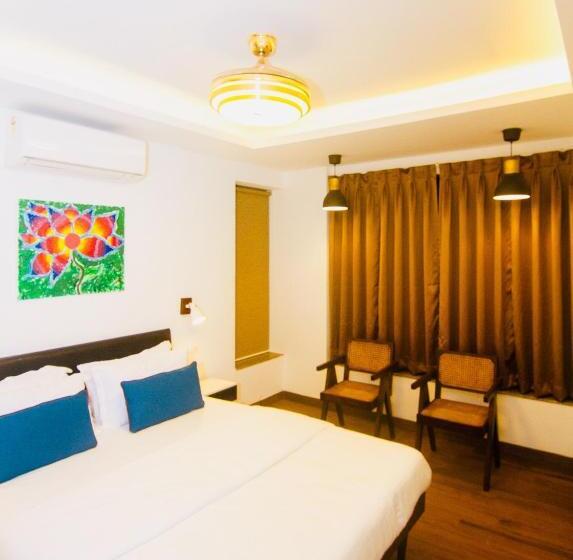 デラックスルーム, Half Hotel, Calangute