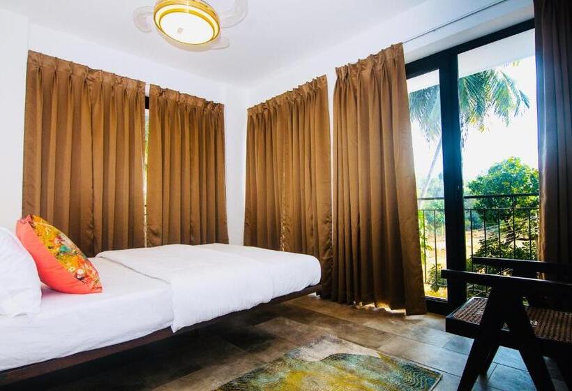 デラックスファミリールーム, Half Hotel, Calangute