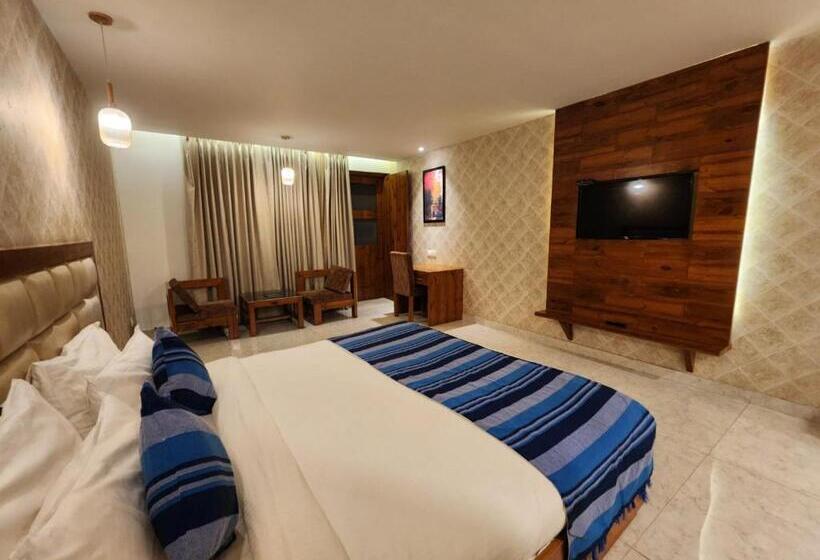 발코니 디럭스 룸, Golden Fern Resort