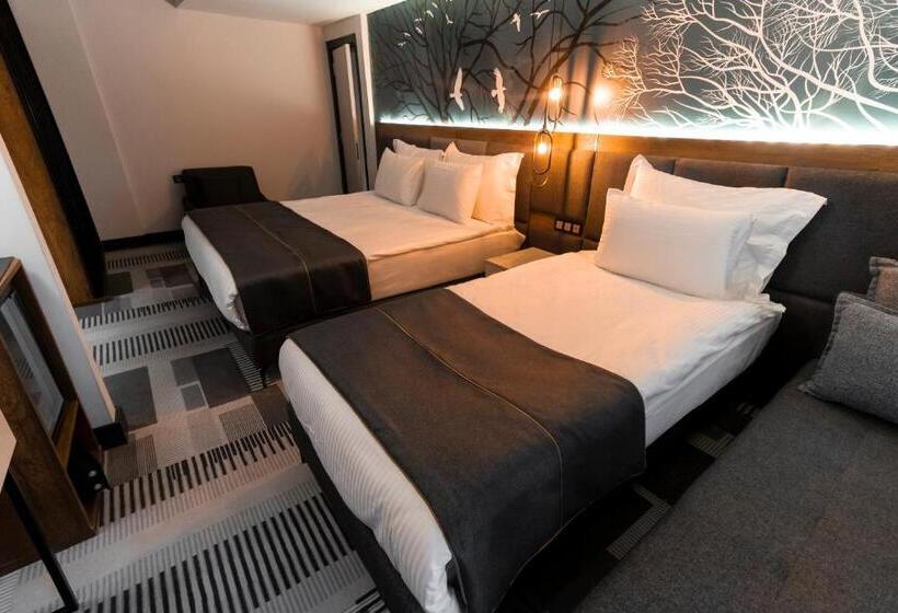 سوئیت پرزیدنت, Oksijen Zone Hotel & Spa